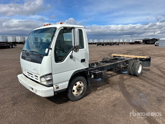 2007 Isuzu NPR 4x2 Cab and Chassis