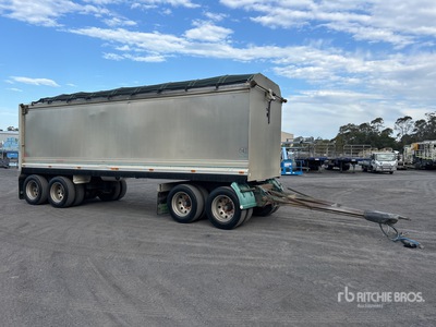 2004 Corkhill Bros 8 m Quad Dog Rimorchio ribaltabile posteriore