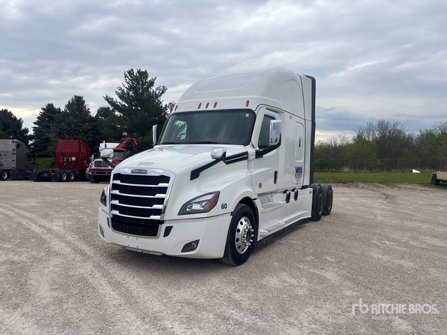 2026 Freightliner Cascadia 126 6x4 T/A Sleeper Truck Tractor
