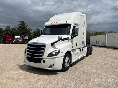 2021 Freightliner Cascadia 126 6x4 تراكتور شاحنة كابينة النوم (ثنائية المحور)