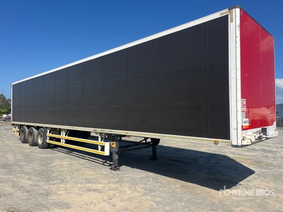 2013 Schmitz Cargobull 14.2 m Tri/A Rimorchio furgonato