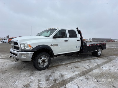 2013 Ram 5500 4x4 Crew Cab Flatbed Truck