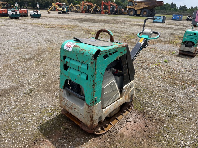 2014 年 Mikasa MVH-508DSC Vibratory Plate Compactor