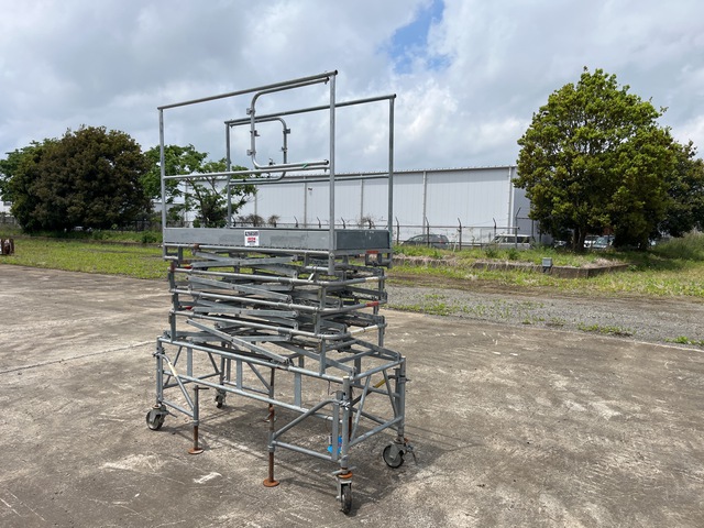 2009 年 Nittetsu kenzai US-36SR Scaffolding