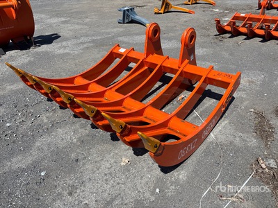 2025 SEC 72 in Excavator Rake - Fits Hitachi ZX330 (Unused)