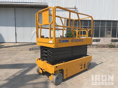 2018 XCMG GTJZ1012 Electric Scissor Lift