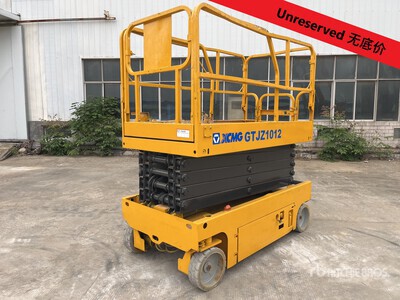 2018 XCMG GTJZ1012 Electric Scissor Lift