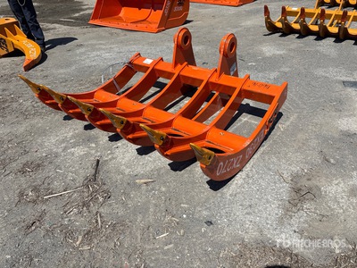 2025 SEC 66 in Excavator Rake - Fits Hitachi ZX270 (Unused)