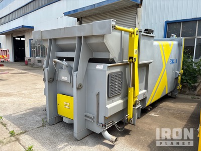 2020 XCMG YJY31B II 12 m3 Hook-Lift Waste Bin