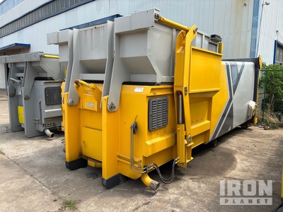 2020 XCMG YJY45A Hook-Lift Waste Bin