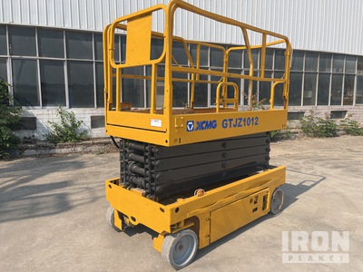 2017 XCMG GTJZ1012 Electric Scissor Lift