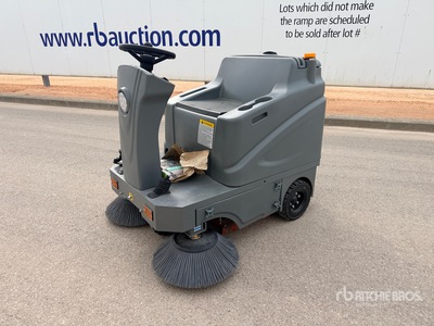 2025 Kaster S13 Ride-On Electric Barredora (Unused)