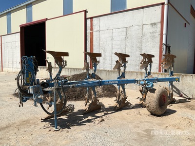 2010 Lemken Europa L Mounted reversible five-furrow shear bolt plough Divers