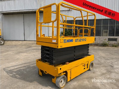 2018 XCMG GTJZ1012 Electric Scissor Lift