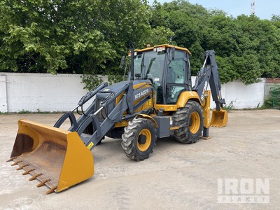 2024 XCMG XC8-S2570 4x4 Baggerlader