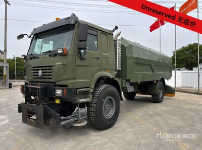 2020 Sinotruck Howo 4x4 Sleeper Pług śnieżny