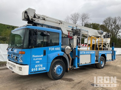 2003 Bronto Skylift F32RL 32 m on Bronte Skylift 4x2 Camión con Canastilla