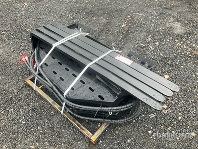 2026 GIYI GY-SF60 Side shift forks ملحقات معدة الحمل الصغيرة المجنزرة المتنوعة (Unused)