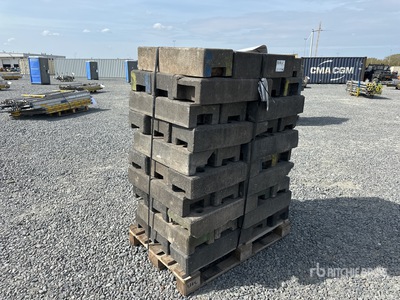 Quantity of (50) ZND/HERAS FENCE palstic, concreat Foot. Scaffolding