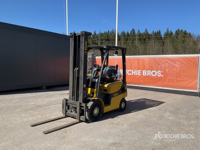 2014 Yale GDP16VX 1320 kg Heftruck