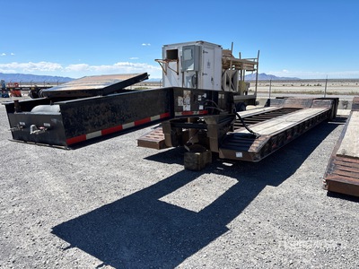 2006 Witzco Trailers 47 ft T/A Flatbed Trailer