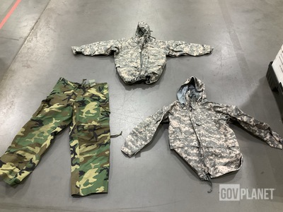 (10) Cold Weather Parkas, (19) Pairs of Cold Weather Trousers & Assorted Items