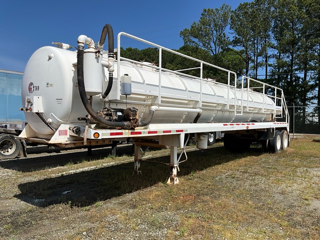 2012 Dragon 130 bbl T/A Vacuum Tanker Trailer