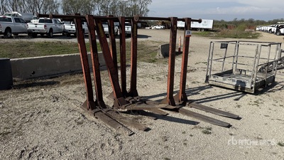 Quantity of (4) 44 in Fork Attachment