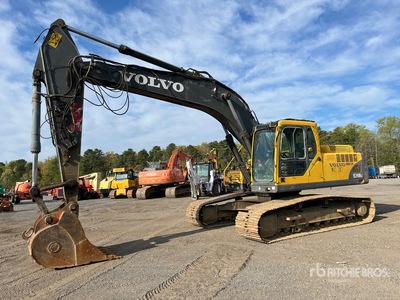 2004 Volvo EC240B LC Rupsgraafmachine