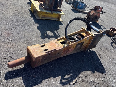 Indeco 4000 18 in Hydraulische Brechmaschine - Fits Backhoe