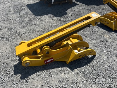 2026 HW THUMB20-25H 30 in Hydraulic Graafmachine duimklem - Fits Cat 320, 325 / 20 - 25 ton (Unused)