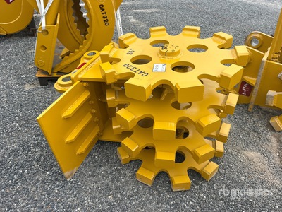 2026 HW CW32036-4W 36 in Excavator Compaction Wheel - Fits Cat 320 (Unused)