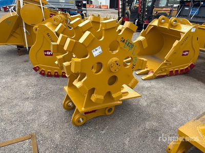 2026 HW CW32036-4W 36 in Excavator Compaction Wheel - Fits Cat 320 (Unused)