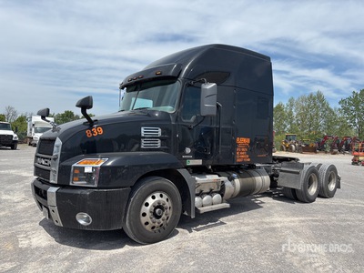 2019 Mack Anthem 6x4 Tracteur Routier Couchette