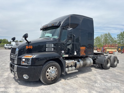 2019 Mack Anthem 6x4 Tracteur Routier Couchette
