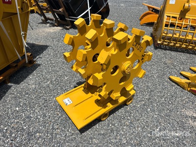 2026 HW CW31224-3W 24 in Excavator Compaction Wheel - Fits Cat 312 (Unused)