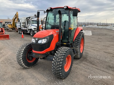 2018 Kubota M7060 tractor utilitario