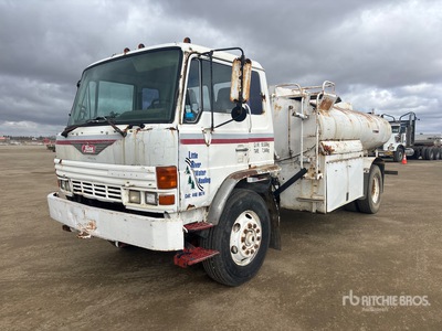 1989 Hino FF 4x2 Water Truck
