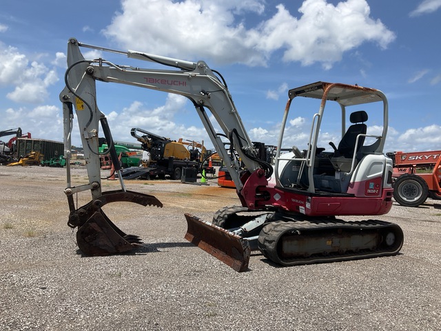 2019 Takeuchi TB250-2 Mini Excavator