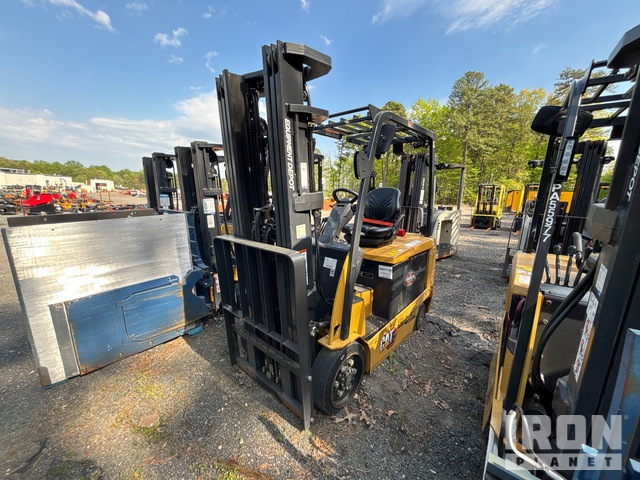 Cat EC25EN 4600 lb Electric Forklift