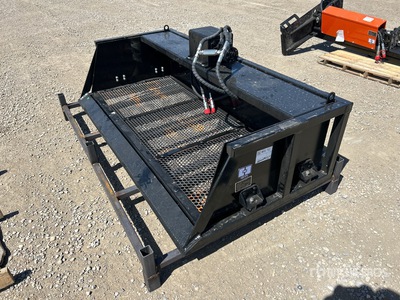 2026 GIYI GY-VB79 79 in Vibrating Skid Steer Screening Bucket (Unused)
