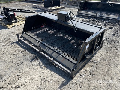 2026 GIYI GY-VB79 79 in Vibrating Pala Cribadora para Minicargadora (Unused)