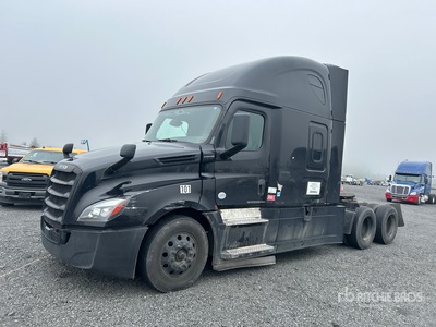 2020 Freightliner Cascadia 126 6x4 T/A Sleeper Truck Tractor