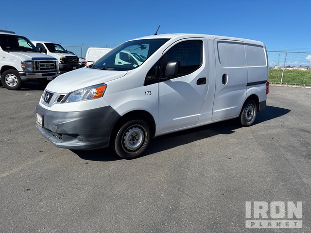 2017 Nissan Nv 200 2017 (Unverified) Nissan Nv200 Cargo Van
