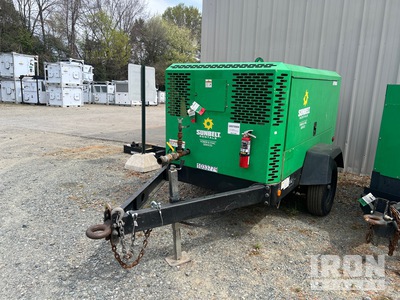 2017 Doosan HP450/VHP400WCU-T4F Mobile Air Compressor
