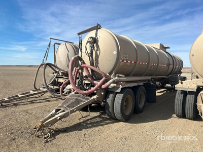 Polar Pup Vakuumtankanhänger