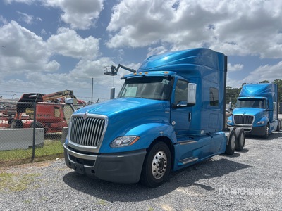 2020 International LT625 6x2 Cabeza Tractora Cabina Dormitorio