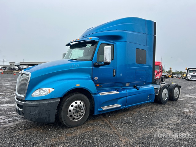 2020 International LT625 6x2 T/A Sleeper Truck Tractor