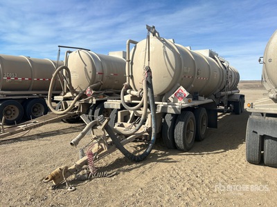 Dragon Pup Vakuumtankanhänger