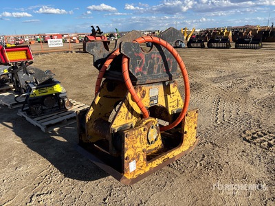 Cat 32 in Plate Compactor Attachment - Fits John Deere 250